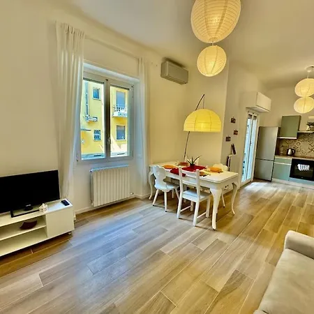 Apartment Grazioso Vicino Al Centro