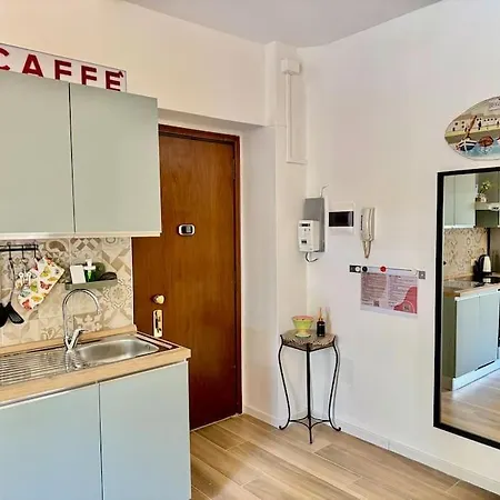 Grazioso Vicino Al Centro Apartment *